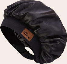 Afbeelding in Gallery-weergave laden, Zijaanzicht van luxe zijden satijnen bonnet met dubbelzijdige voering.