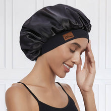 Afbeelding in Gallery-weergave laden, Luxe zijden satijnen bonnet met verstelbare klittenband, dubbelzijdige voering voor extra comfort en haarbescherming.
